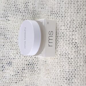 RMS Beauty UnCoverup Concealer in 22, 5.67g/0.20oz